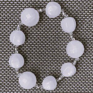 JEWELRY - Milky white textured beads stretch bracelet with silver & clear beads
